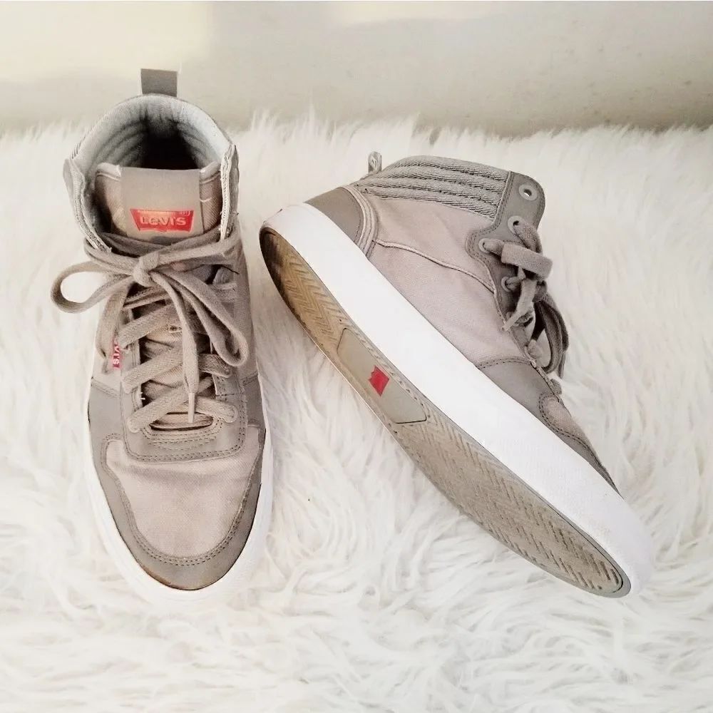 Levi's athletic shoes